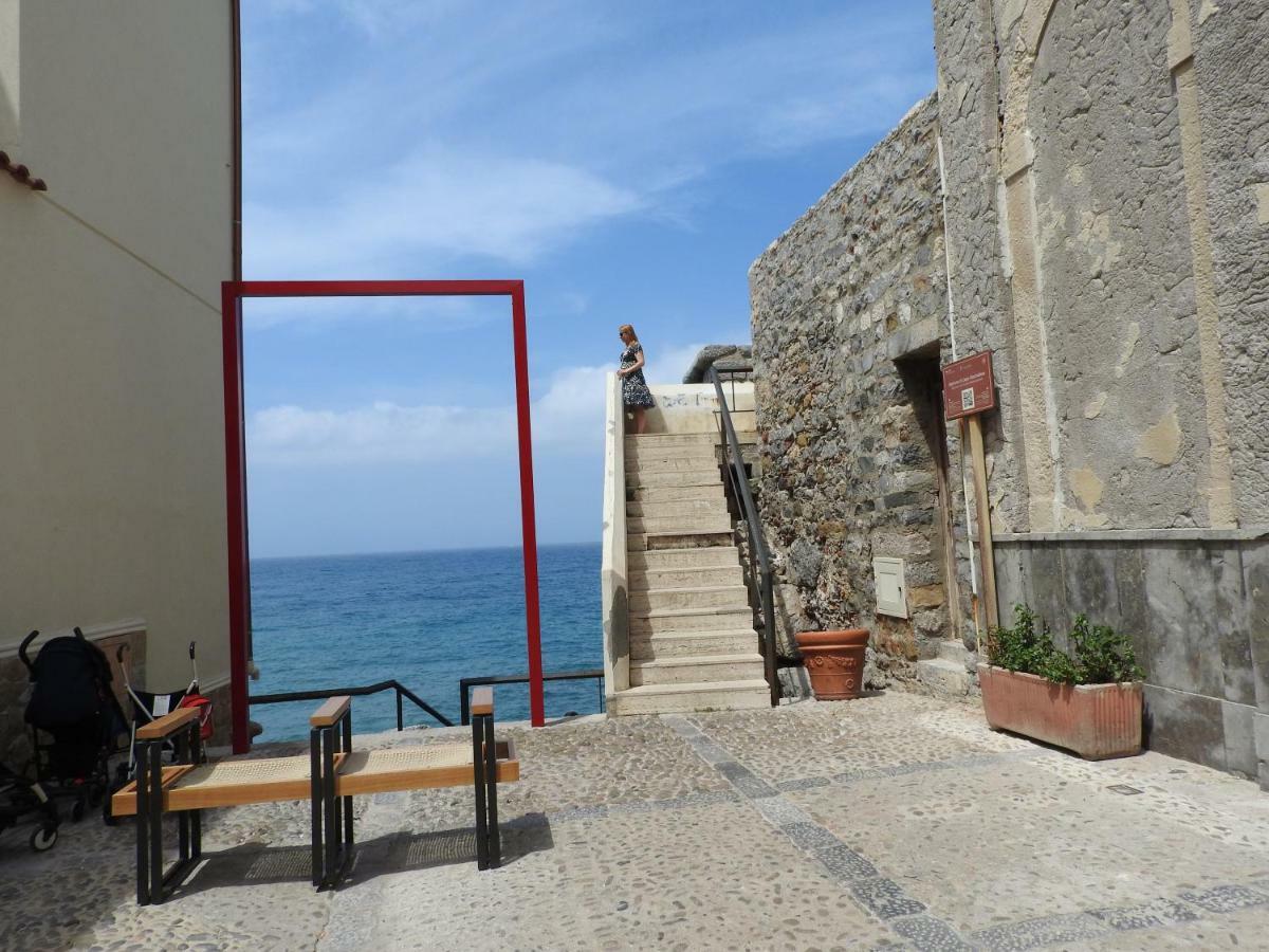 Villa Terrazza Piazzetta Piazza Francesco Crispi Cefalù Exterior foto